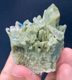 118 grams chlorine quartz cluster
