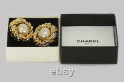 Chanel Faux Pearl & Crystal Earrings Clip On Vintage 1980 with Box Collection 23