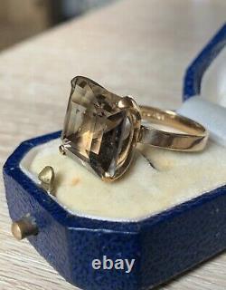 Huge 9ct gold smokey quartz ring