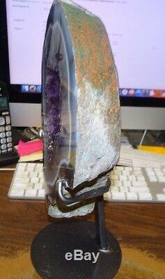 Lg Amethyst Crystal Cluster Cathedral Geode F/ Uruguay Agate Slab Steel Stand
