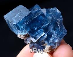 New Find Transparent Blue Cube FLUORITE CRYSTAL CLUSTER MINERAL SPECIMEN 24.03g
