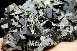 480g De Grappes De Cristal De Grenat Andradite Noir Naturel, Quartz, Mongolie Intérieure, Chine