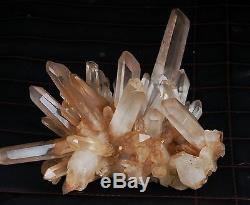7.766lb Nouvelle Recherche Echantillon D'échantillons Originaux De Clozz Crystal Crystal Natural Natural