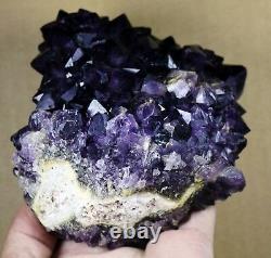 750g Géode D'améthyste D'uruguayan Naturel Volet Crystal Spécimen