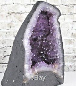 Aaa + Cathédrale À Geode En Grêle Améthyste Violet De Grande Qualité Purple 14.9 Lb