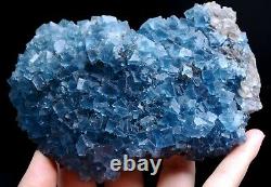 Bleu Transparent Naturel Cube Fluorite Crystal Cluster Mineral Specimen 605g