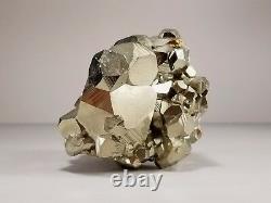 Cluster De Cristal Pyrite Péruvien De Haute Qualité
