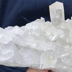 Cluster naturel de quartz clair de 1560g - spécimen de pointe de cristal de quartz.