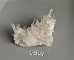 Eau Claire De L'himalaya Quartz Cluster Naturel Cristal (grade Aaa) 140x70mm