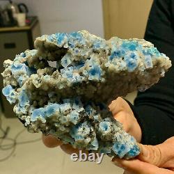 Échantillon de spécimen de cristal de fluorite bleue naturelle de 1,54 livres