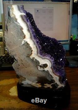 Énorme Cristal Amethyste Cluster Cathédrale Geode De Uruguay Avec Rim Poli