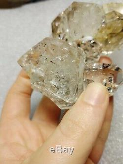 Herkimer Diamant Grand Groupe Métaphysique Cristal De Nice Plaques Noires Claires