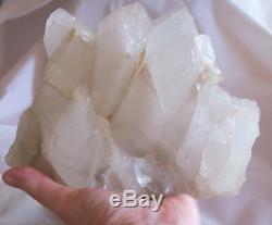 Himalyan Quartz Points Très Grand Cristal Naturel 2.4 KG 190 MM