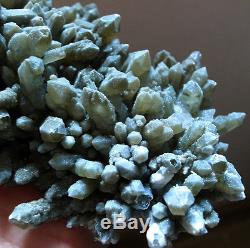 Hou La La! Gem Natural Green Prase Quartz Cluster Crystal Point- Très Rare