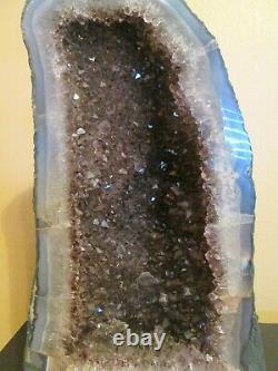 Magnifique Cathédrale Amethyst Crystal Cluster Geode 14 Tall