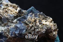 Naturel Bleu Violet Fluorite Grandir Avec Calcite Cristal Cluster Minéral Spécimen