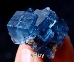 Nouveau Trouver Transparent Cube Bleu Fluorite Crystal Cluster Mineral Specimen 24.03g