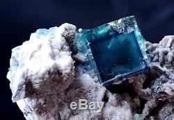 Nouveau Trouver Transparent Cube Bleu Fluorite Crystal Cluster Minéral Spécimen 577g