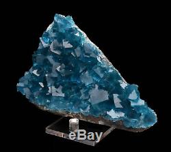 Spécimen Minéral De Roche De Cristal De Cristal De Quartz Bleu Clair Cru De Cube En Fluorite, Chine