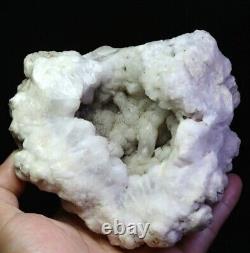 Spécimen minéral de groupe de cristaux de quartz d'agate naturelle originale de Madagascar de 2,51 livres