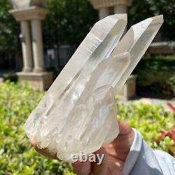 Spécimen minéral de pointe en cristal blanc naturel de 1,4 lb pour la guérison des chakras