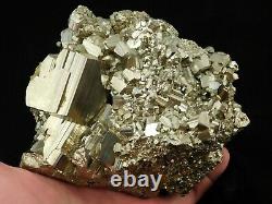 Un Énorme Amas De Cristal De Pyrite Rhombique Du Pérou! 2522gr