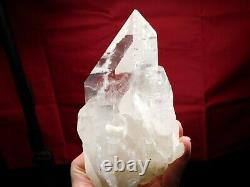 Un Énorme Cluster De Cristal Quartz Arkansas 2535gr