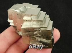 Un Grand Fou Looking 100% Naturel Stepped Pyrite Cristal Cube Cluster Espagne 361gr